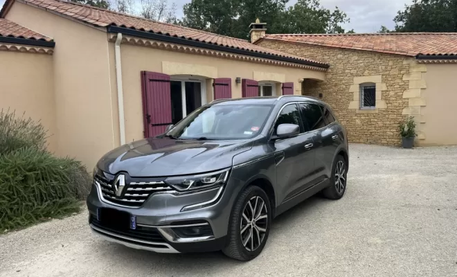 Taxi David Laborde vous présente son véhicule VTC tout confort avec un chauffeur expérimenté. 